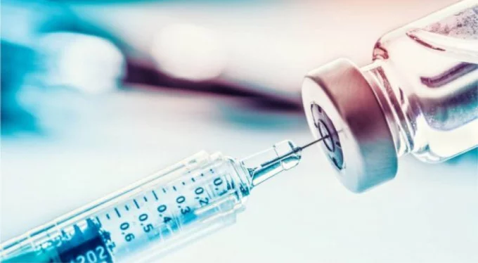 Akıllara durgunluk veren hata: Tek doz yerine 5 doz aşı yaptılar
