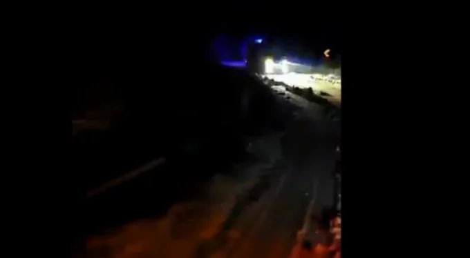 Bursa'da kar şiddetini arttırdı... Hasta taşıyan ambulans yolda kaldı!