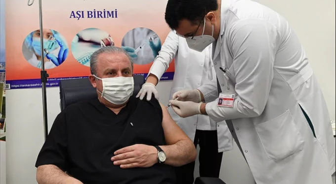 TBMM Başkanı Şentop Kovid-19 aşısı oldu!