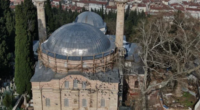 Restorasyonu yılan hikayesine dönmüştü! Bursa'daki 600 yıllık camide sona doğru