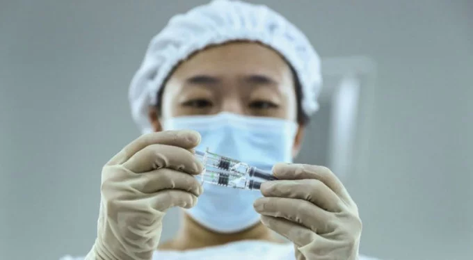 Çin aşısına AB üyesi ülkeden ilk onay!