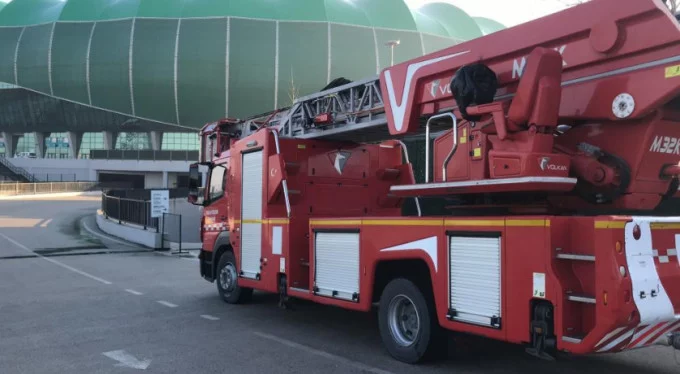Bursa'da maç öncesi stadyumda korkutan yangın