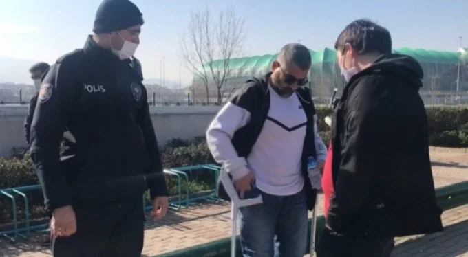 Bursa'da Acemler polis noktasında fark edildi! Engelli sürücü gözaltında
