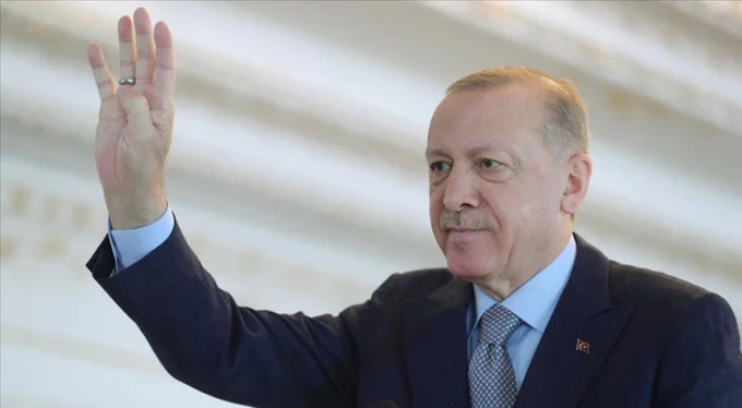 Cumhurbaşkanı Erdoğan: Türkiye rekor üstüne rekor kırmayı sürdürüyor!