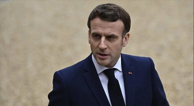 Fransa Cumhurbaşkanı Macron'un başını ağrıtan sorunlar!