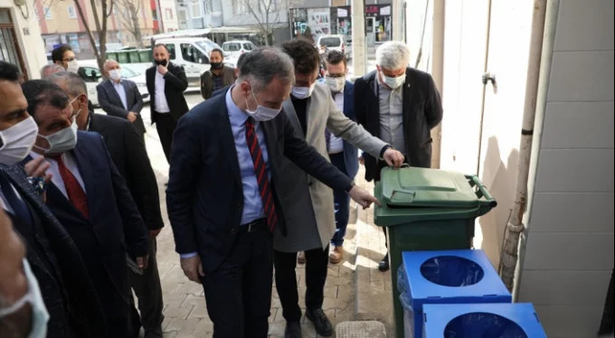 Bursa İnegöl'de çöp konteynırı dağıtımları devam ediyor!