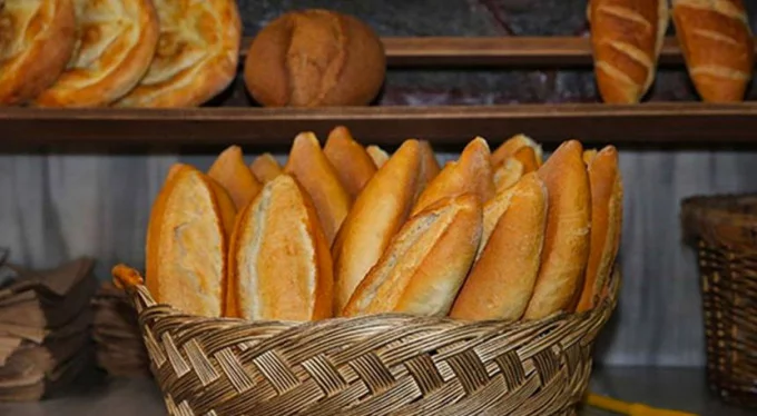 Belediye meclisinde 'ucuz ekmek' tartışması: 1,5 lira olması yönünde karar verdik!