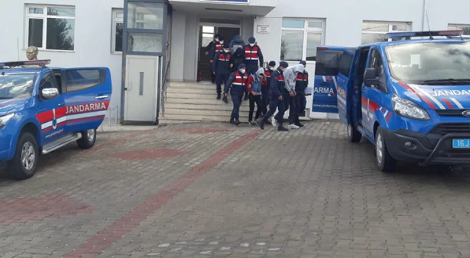 Milleti canından bezdirdiler! Bursa'da 6 kişi kıskıvrak yakalandı