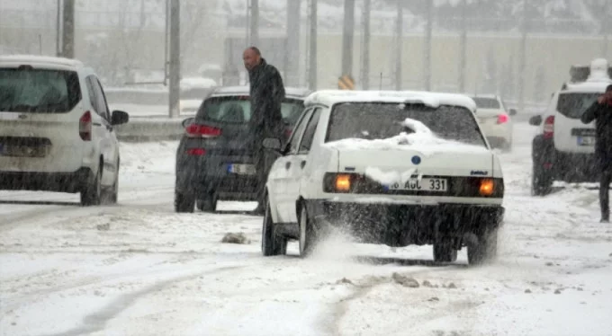 Bursalılar merak ediyor! Kar yağışı ne kadar sürecek?