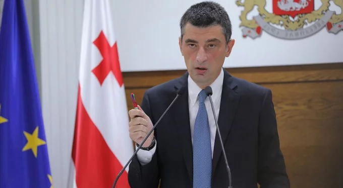 Ülke şokta! Gürcistan başbakanı istifa etti!