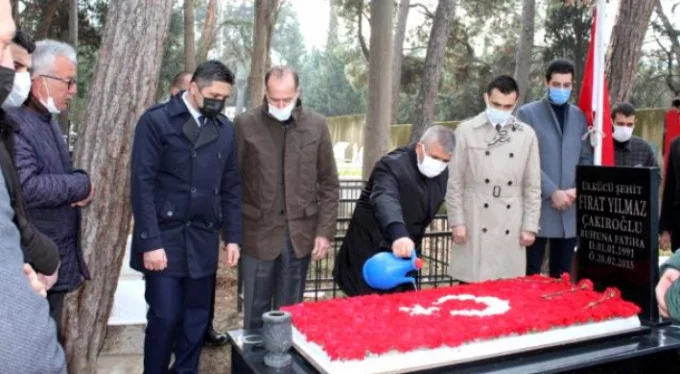 Fırat Çakıroğlu, ölümünün 6. yılında mezarı başında anıldı