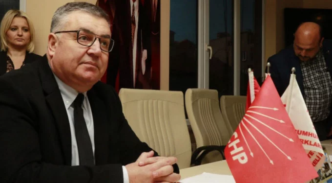 Mehmet Siyam Kesimoğlu 2 yıl sonra yeniden CHP'de