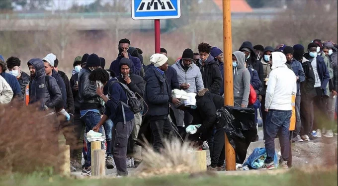 Fransa'nın 'istemediği' düzensiz göçmenlerin yaşam mücadelesi!
