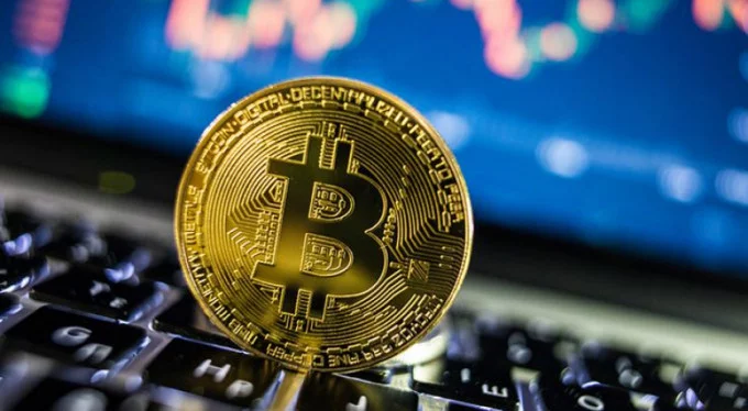 Dünyaca ünlü bankadan Bitcoin anketi: 'Yıl sonunda 100 bin doları görebilir'