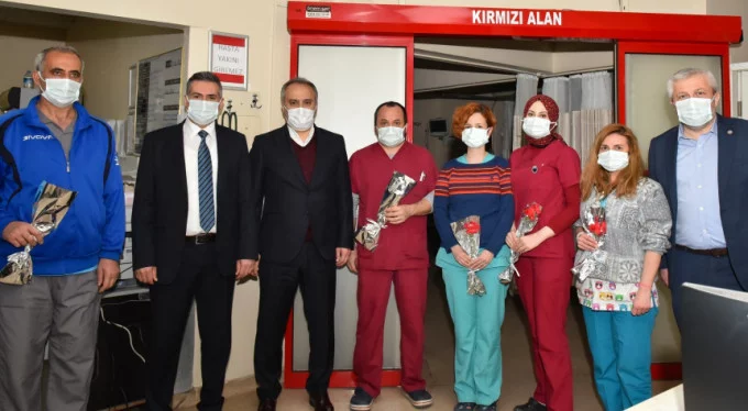 Bursa Büyükşehir'den doktorlara bayram ziyareti!