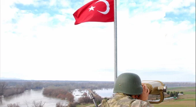 4'ü FETÖ, 1'i PKK'lı 10 kişi Yunanistan'a kaçarken yakalandı!
