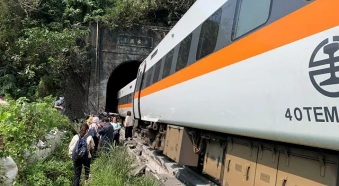 Tayvan'da 50 kişinin öldüğü tren kazasıyla ilgili soruşturma başlatıldı!