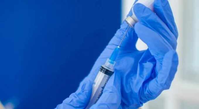 Koronavirüs geçirenler hangi aşıyı yaptırmalı?