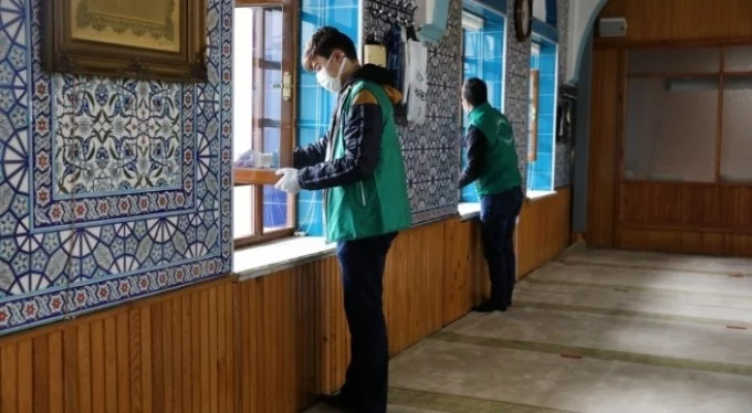 Tüm Türkiye'ye örnek olsun! Bursa'da camilerde gönüllü temizlik...