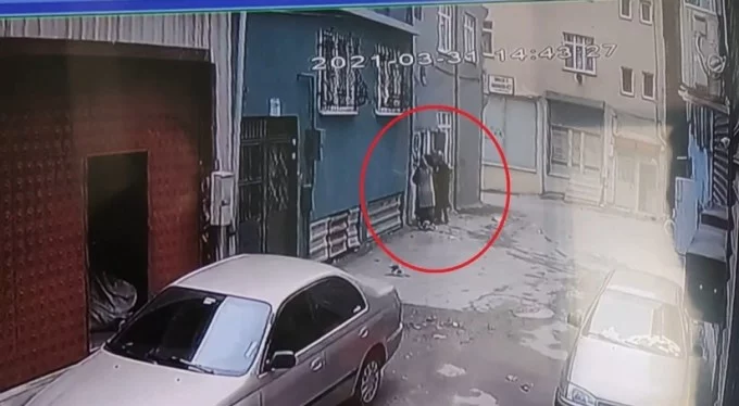 Bursa'daki evden servet götüren kadın hırsızlar yakalandı
