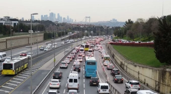 İstanbul trafiğinde pazartesi sürprizi!