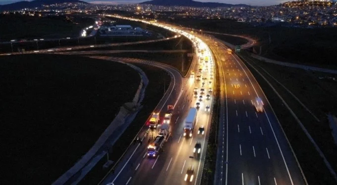 Bursa-İzmir-İstanbul otoyoluna ayar! Ulaşım 2 şeritten sağlanacak