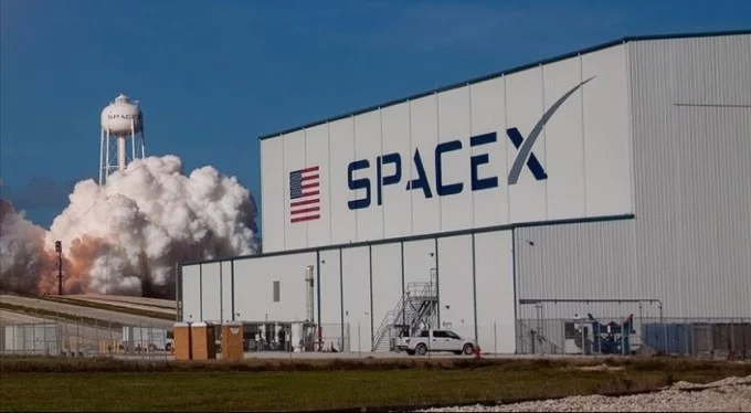 SpaceX'in 4 astronotu taşıyan 'Crew Dragon' mekiği Uluslararası Uzay İstasyonu'na ulaştı!