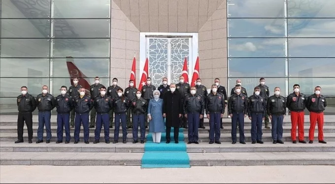 Cumhurbaşkanı Erdoğan'dan pilotlara kutlama!