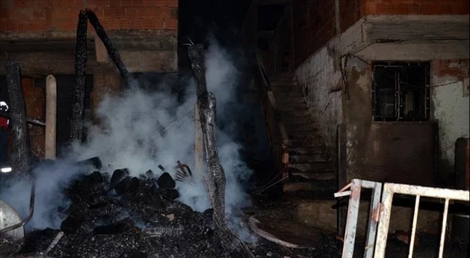 Kastamonu'da çıkan yangında 6 ev hasar gördü!
