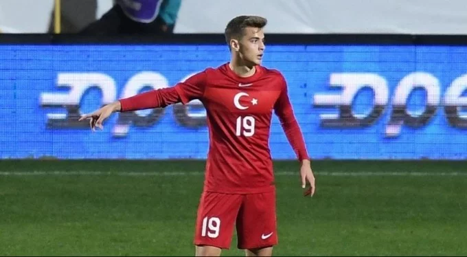 Bursaspor'un genç ismi Batuhan Kör, Ümit Milli Takım'a davet edildi!