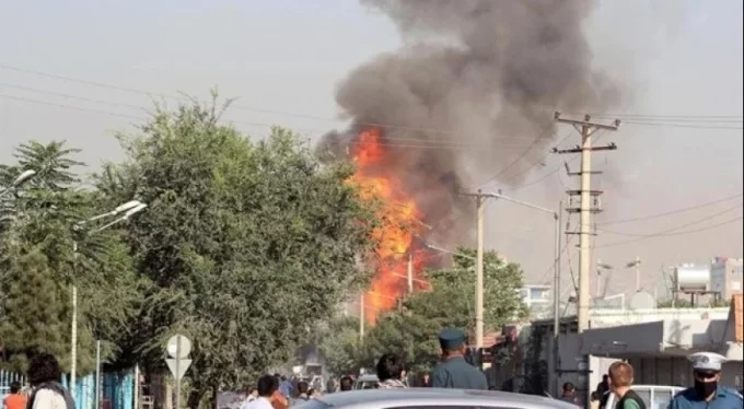 Afganistan'da okul aracına bombalı saldırı... 4 kişi yaşamını yitirdi