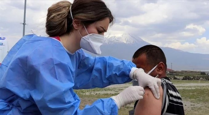 Türkiye'de kaç kişi aşı oldu? Bakanlık son durumu açıkladı