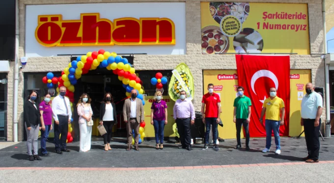 Bursa'da Özhan'dan Altınşehir Mahallesine 2. mağaza