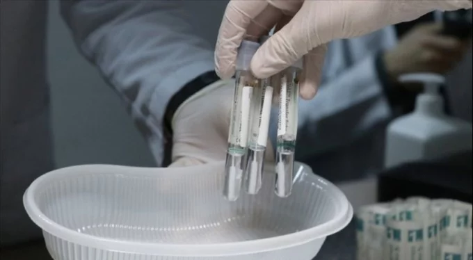 İsveç'te yaklaşık 100 bin kişiye sahte PCR testi satıldığı iddiası!