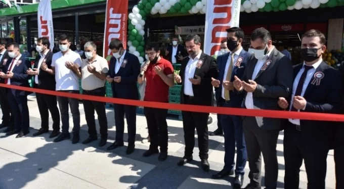 Onur Market Bursa'da yeni şubesi Prestij Park'ı açtı