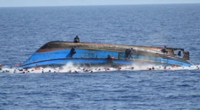 Göçmen teknesi alabora oldu! En az 300 can kaybı var