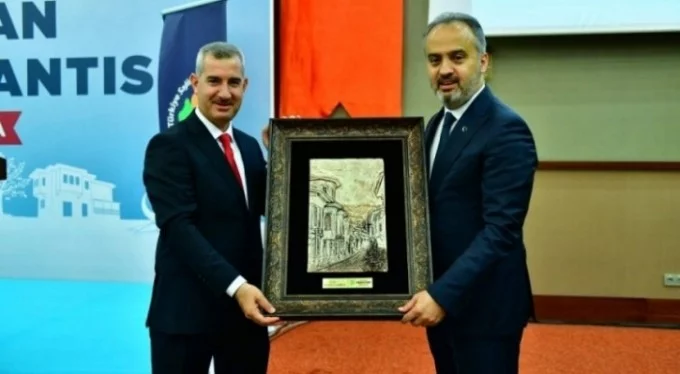 Bursa Büyükşehir Belediye Başkanı Aktaş güven tazeledi!