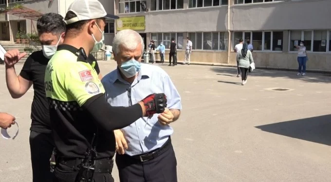 Bursa polisinden alkışlanacak hareket! Okul okul gezip buldu