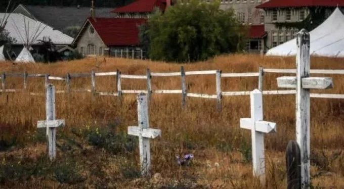 Dünyayı sarsan haber! Kanada'da 182 mezar daha bulundu