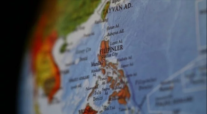 Filipinler'de 85 kişiyi taşıyan askeri uçak düştü!