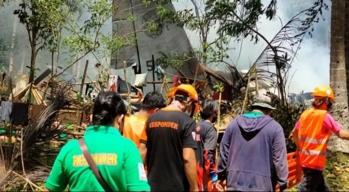 Filipinler'deki askeri uçak kazasında ölü sayısı 45'e yükseldi!