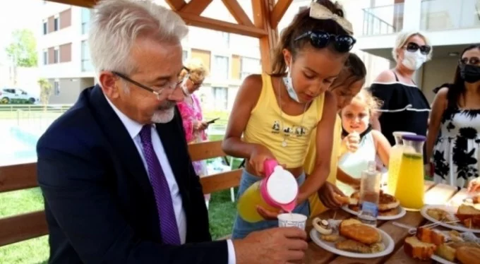 Nilüfer Belediye Başkanı Erdem'den o çocuklara sürpriz!