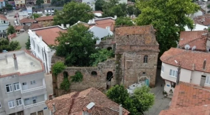 600 yıllık bina... Bursa'da sahibinden satılık kilise!