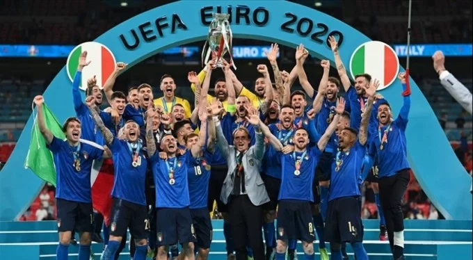 Euro 2020 şampiyonluğu İtalya ekonomisine 4 milyar avro değer katacak