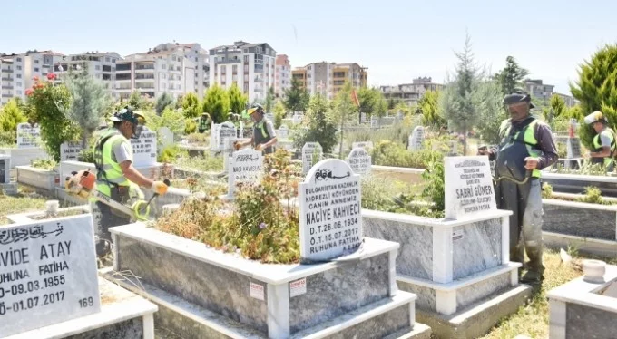 Bursa'da bayram hazırlığı tamam! Mezarlıklara ücretsiz ulaşım...