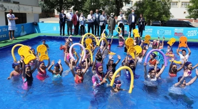 Bursa'da yüzme bilmeyen kalmayacak
