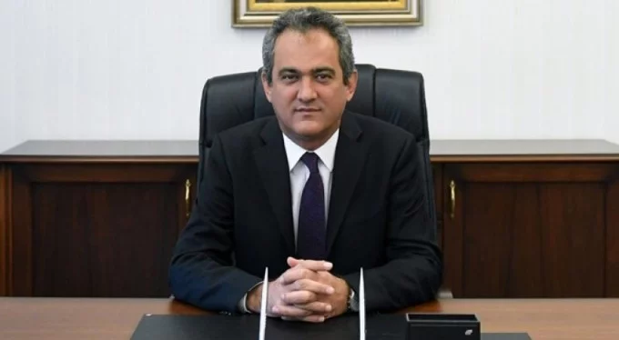 Milli Eğitim Bakanı değişti! Ziya Selçuk'un yerine Prof. Dr. Mahmut Özer atandı