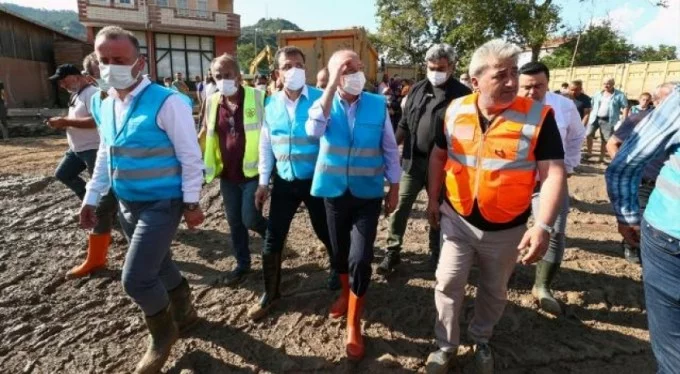 Kemal Kılıçdaroğlu sel felaketinin olduğu bölgede