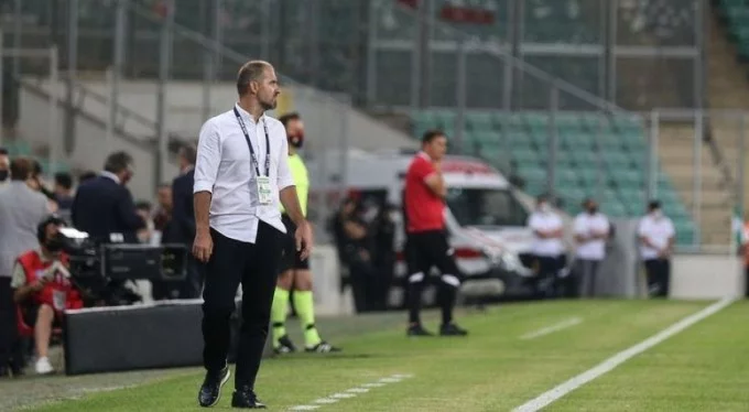 İstifa eden Bursaspor'un teknik direktörü Mustafa Er'den sert sözler
