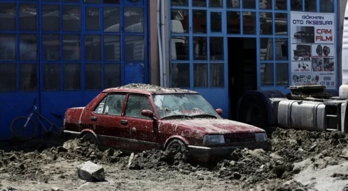 Karadeniz'deki sel felaketinde can kaybı 78'e yükseldi